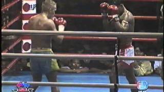 Jomhod Kiatadisak VS Ramon Dekkers Championship [upl. by Goldarina]