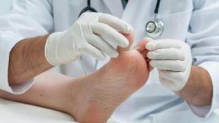 Difference Between Podiatrist and Chiropodist [upl. by Adnot]