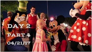 Surrounded by characters on Main Street  Disneyland vlog 21 [upl. by Subir123]