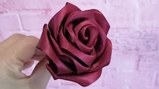 Como hacer una rosa con listón Súper fácil [upl. by Eladroc]