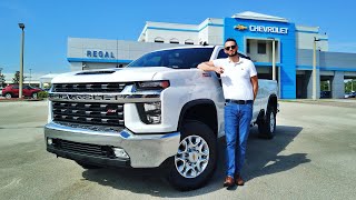 2022 Chevrolet Silverado 2500HD Full Review  3 Things I Like [upl. by Clarkson]