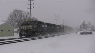 Heavy Snow Fall and Winter Trains on the Norfolk Southern Harrisburg Line [upl. by Vinny]